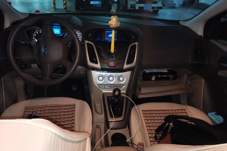 Used Ford Focus 2012 Sedan 1.6L Manual Comfort Model