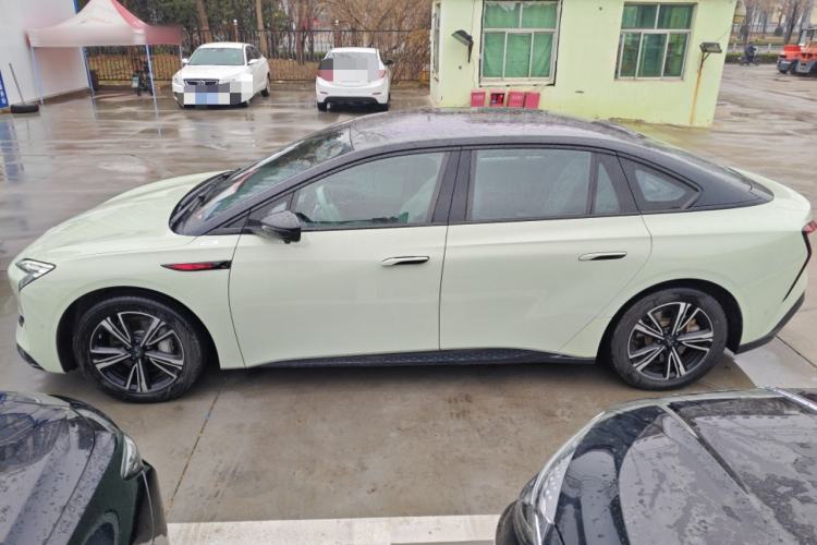 Used Hongqi EH7 2024 690 Pro
