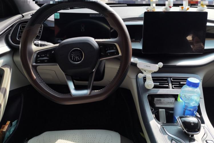 Used BYD Qin PLUS 2023 Champion Edition DM-i 120KM Leading Model
