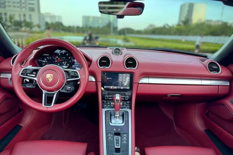 Used Porsche 718 2023 Boxster Style Edition 2.0T Interior 1