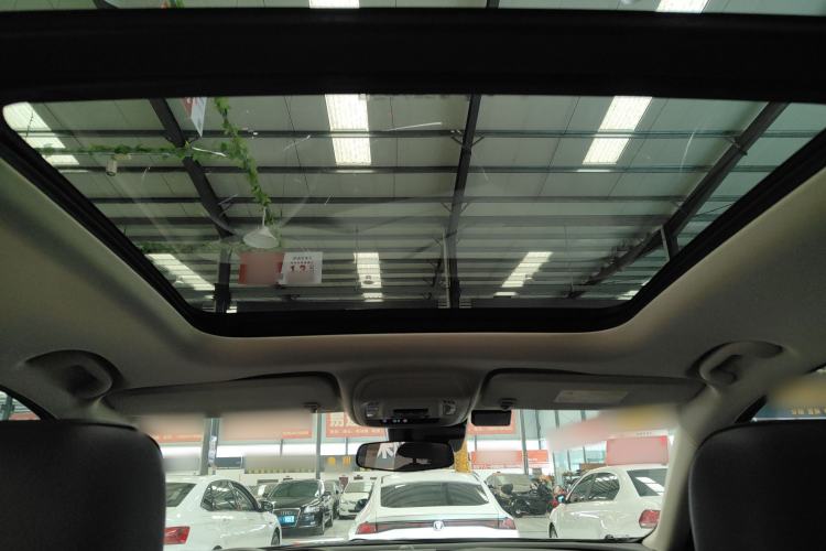 Used Buick Envision 2023 Encore S 552T Two-Wheel Drive Luxury Model
