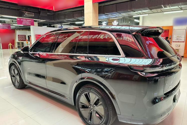 Used Li Auto L8 2024 Pro Model
