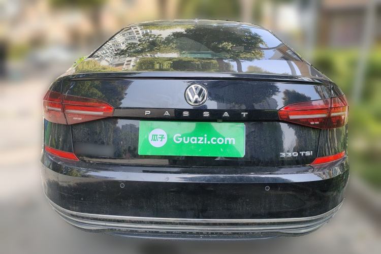 Used Volkswagen Passat 2019 280TSI Business Edition China VI Rear