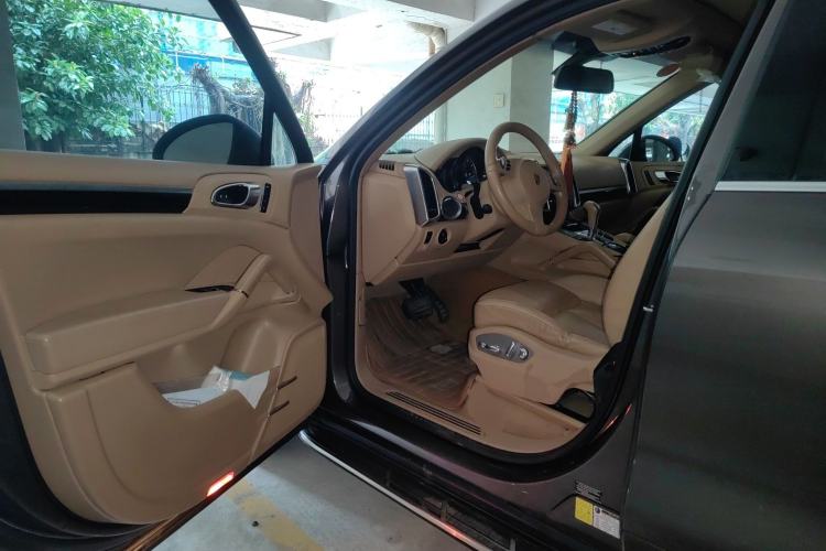 Used Porsche Cayenne 