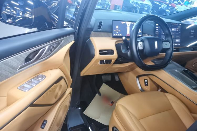 Used Wey Gaoshan 2025 Four-Wheel Drive Alpine 8