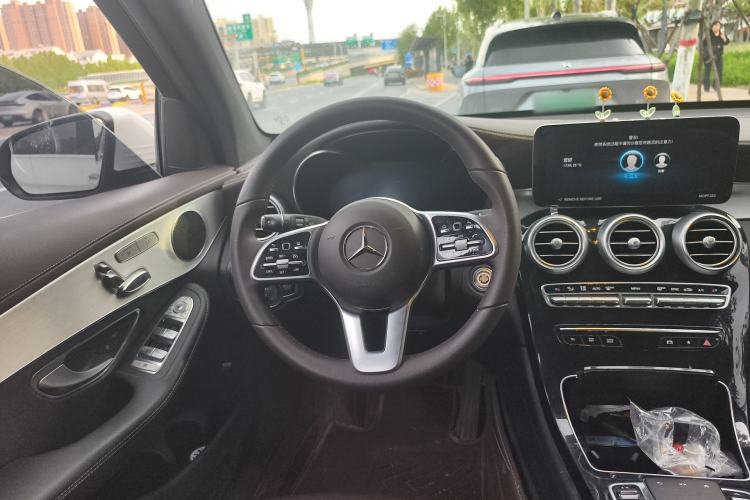 Used Mercedes-Benz GLC 2022 GLC 260 L 4MATIC Dynamic Edition Steering Wheel