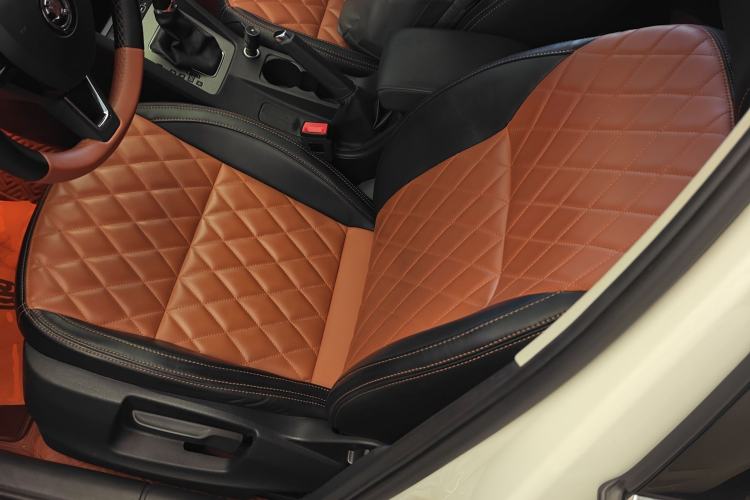 Used Skoda Octavia 2019 1.5L Automatic Smart Drive Luxury Edition China VI Standard