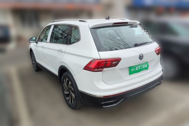 Used Volkswagen Tiguan L 2025 Model, Outstanding Version, 300TSI Automatic Two-Wheel Drive Longteng Edition Rear Left 45 Deg
