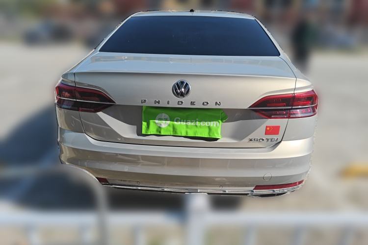 Used Volkswagen Phideon 2018 Revised Version 380TSI Two-Wheel Drive Business Edition Rear