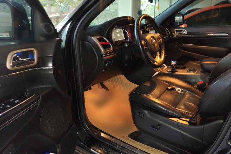 Used Jeep Grand Cherokee 2014 3.6L Elite Navigation Edition