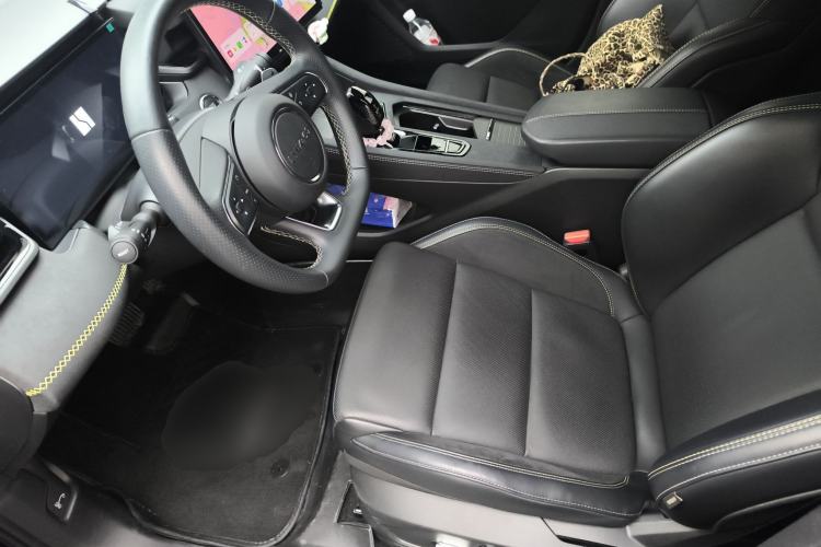 Used Lynk & Co 03 2023 1.5TD DCT JingPro
