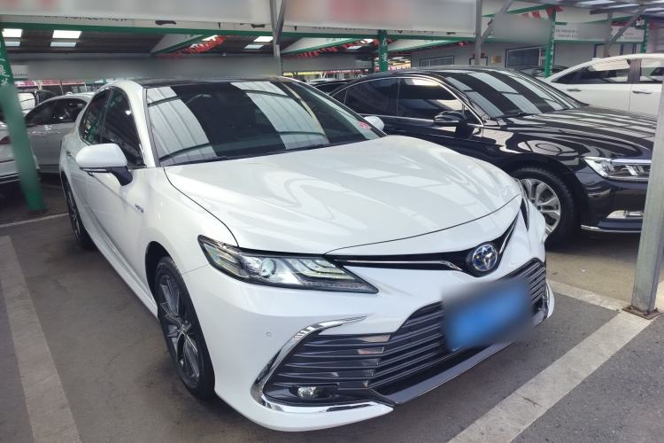 Used Toyota Camry 2021 Dual-Motor 2.5HG Luxury Edition Front Right 45 Deg