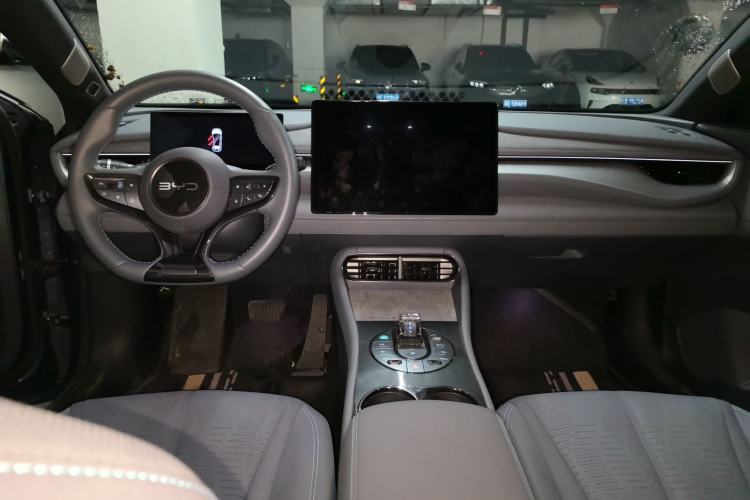 Used BYD Seal 06GT 2025 Intelligent Driving Version 505 Wave Plus Edition Center Console