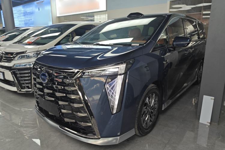 Used GAC Trumpchi Xiangwang M8 2025 Qiankun Series Pro Comfort Cabin