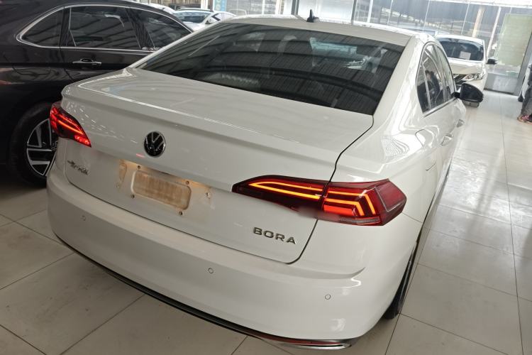 Used Volkswagen Bora 2021 1.5L Automatic Elite Smart Connect Edition
