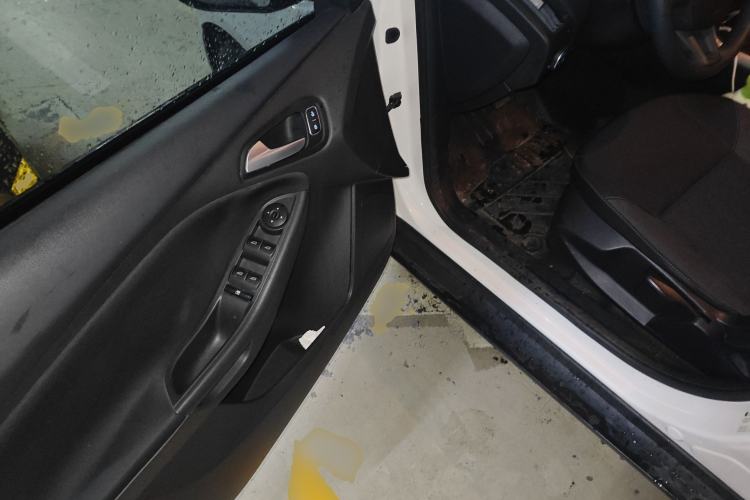 Used Ford Focus 2017 Hatchback 1.6L Automatic Comfort Plus SmartDrive Edition