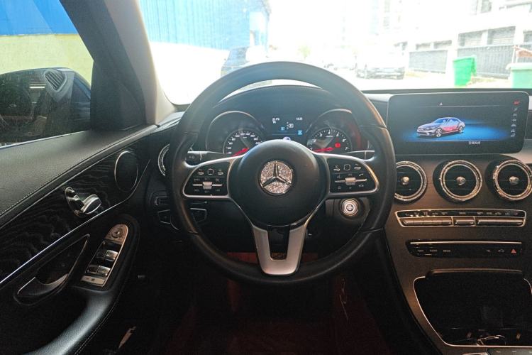 Used Mercedes-Benz C-Class 2019 C 180 L Fashion Edition Sport Version Steering Wheel