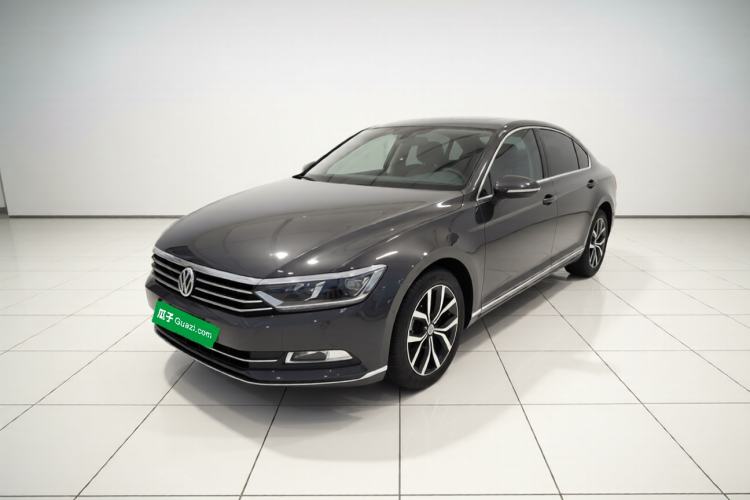 Used Volkswagen Magotan 2018 Facelift 330TSI DSG Luxury Model