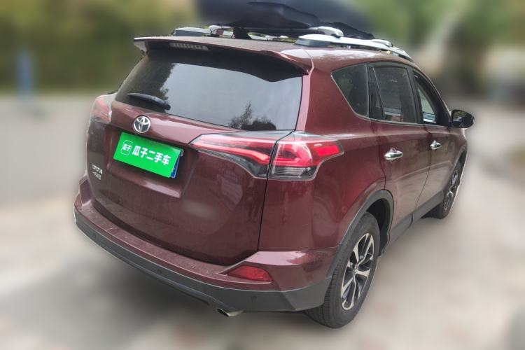 Used Toyota RAV4 2016 2.0L CVT Two-Wheel Drive Fashion Edition China V Standard