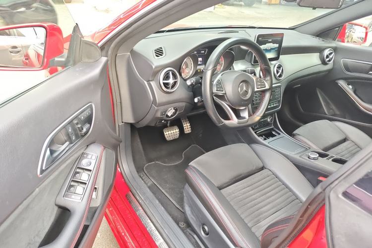 Used Mercedes-Benz CLA 2016 CLA 220 4MATIC Driver Seat