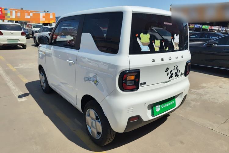 Used Geely Galaxy Panda 2023 Panda Mini 200km Endurance Bear

