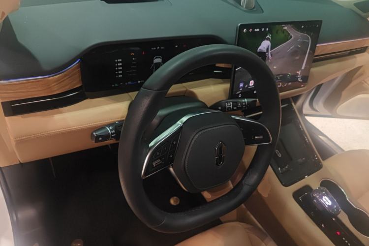 Used Hima AITO M5 2023 Extended-Range Four-Wheel Drive Intelligent Driving Version
