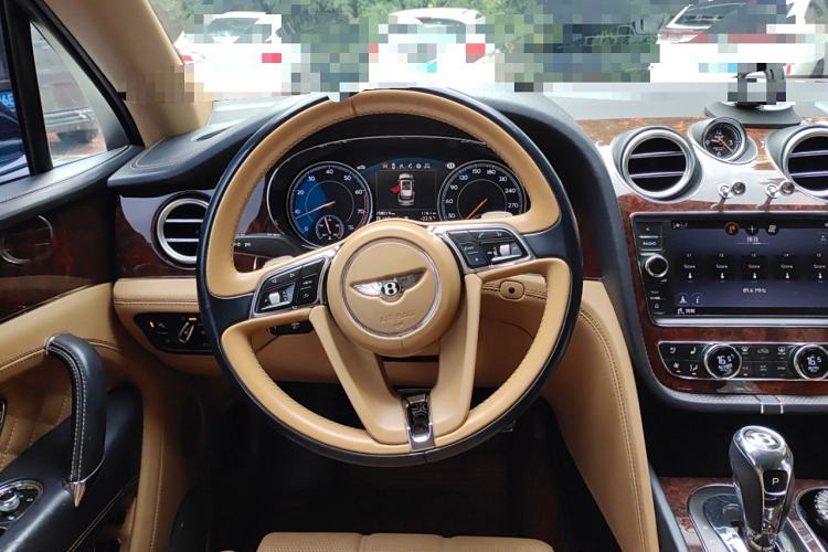 Used Bentley Bentayga 2016 6.0T Standard Edition
