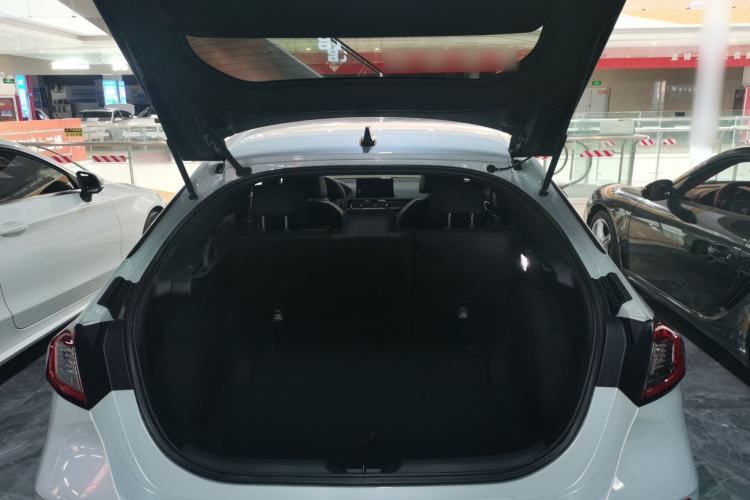 Used Honda Civic 2023 HATCHBACK 2.0L eHEV Extreme Control Edition Trunk