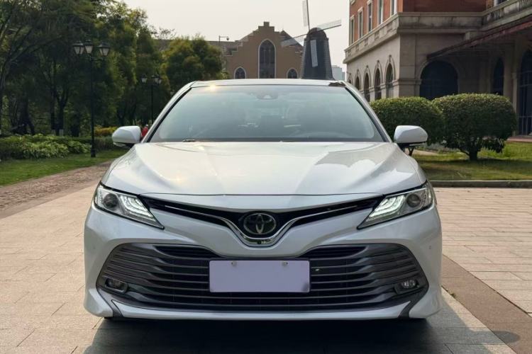 Used Toyota Camry 2019 Revised Version 2.5G Luxury Edition Exterior 1