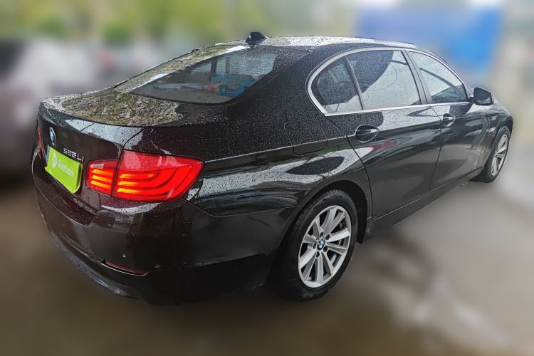 Used BMW 5 Series 2013 525Li Luxury Model
