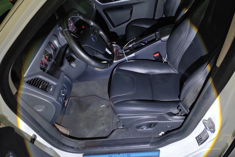 Used Volvo XC60 2017 T5 Smart Upgrade Edition