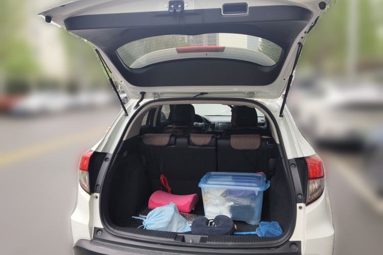 Used Honda Vezel 2020 1.5L CVT Pioneer Edition
