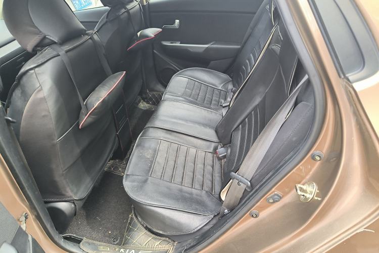 Used Kia K2 2015 Sedan 1.4L MT TOP
