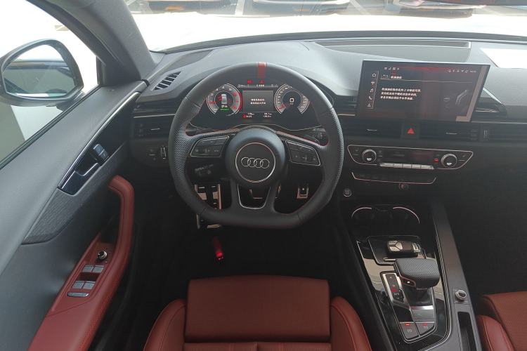 Used Audi A4L 2025 2 Million Units Enjoyment Version 40 TFSI Luxury Dynamic Edition
