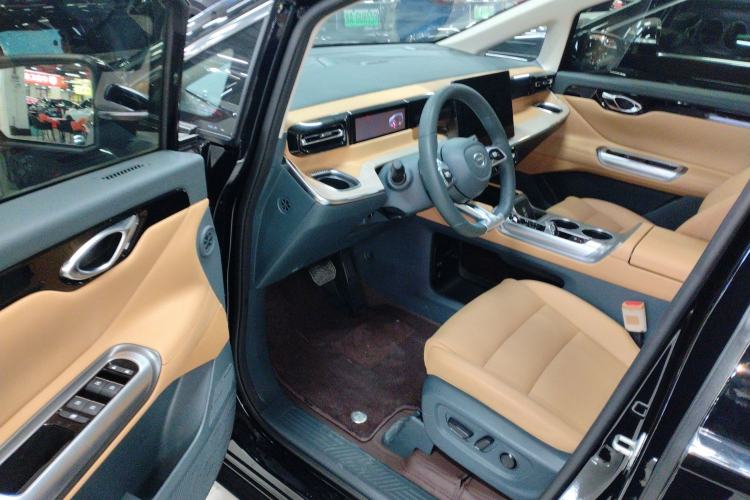 Used GAC Trumpchi Trumpchi E8 2024 Honor Series 2.0L Honor Edition
