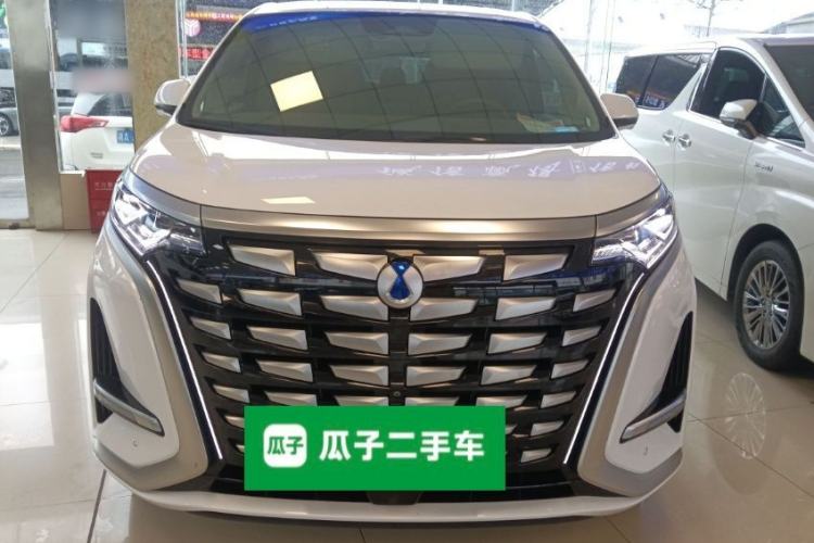 Used Denza D9 2022 DM-i 970 Four-Wheel Drive Flagship Model
