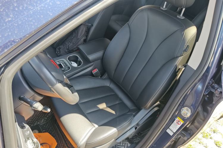 Used BYD Song MAX 2018 1.5T Automatic Smart Connect Elite Model with 6 Seats Left Front Seat