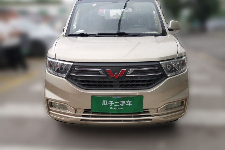 Used Wuling Hongguang V 2019 1.5L Enjoyment Version China VI LAR
