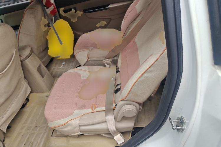 Used Jinbei 750 2015 1.5L Luxury Model
