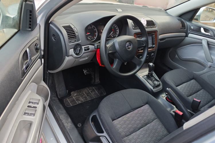 Used Skoda Octavia 2014 1.6L Automatic Eado Edition
