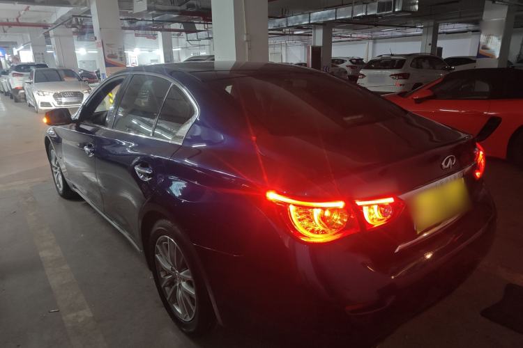 Used Infiniti Q50L 2016 2.0T Enjoyment Edition Rear Left 45 Deg