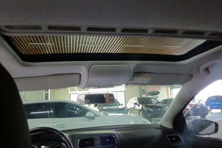 Used Volkswagen Polo 2016 1.6L Automatic Comfort Model Headliner