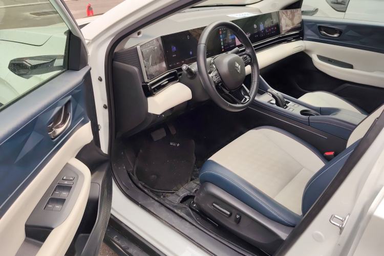 Used Lingxi L 2025 Model—Player No. 1 Plus Super Double-Up Optional Package