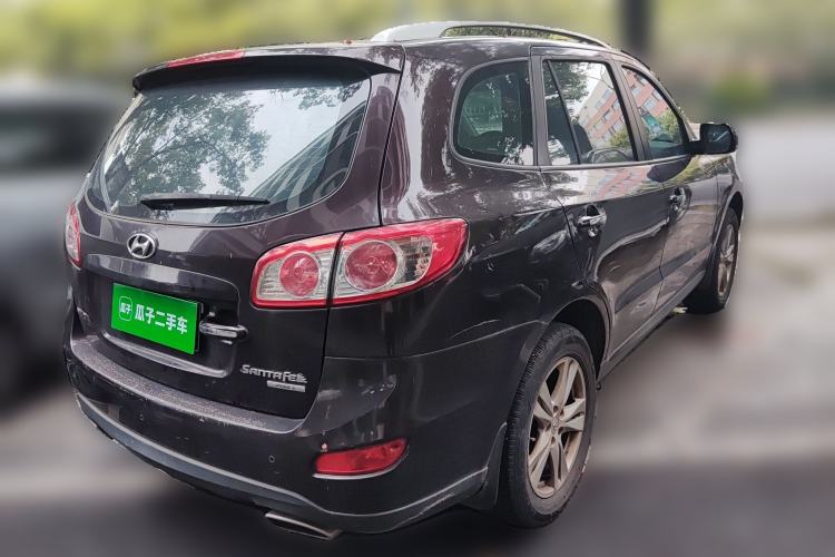 Used Hyundai Santa Fe Classic 2010 2.4 Ultimate Edition 7-Seater Four-Wheel Drive