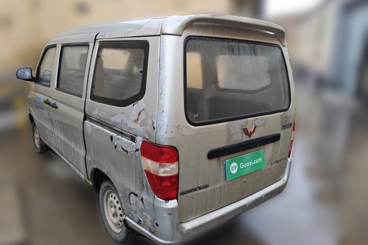 Used Wuling Zhiguang 2010 1.0L New Version Practical Short-Body L2Y
