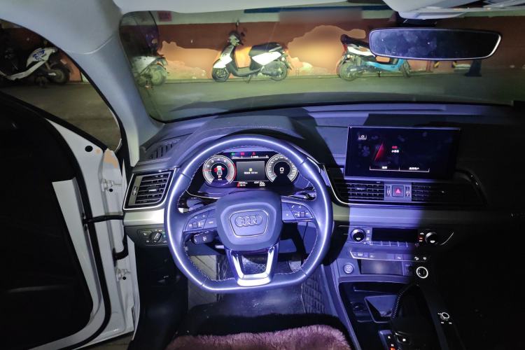 Used Audi Q5L 2021 40 TFSI Fashion Dynamic Model
