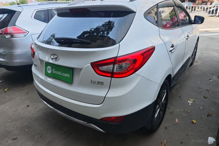 Used Hyundai ix35 2015 2.0L Automatic 2WD Smart Version China V Standard
