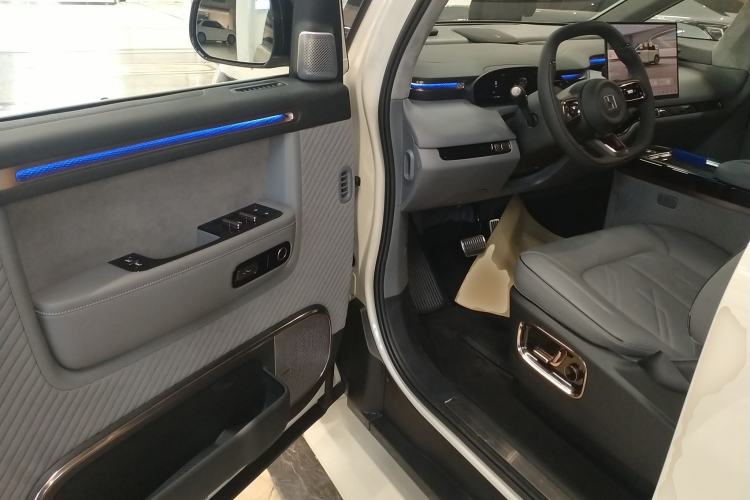 Used Zeekr MIX 2025 Long-Range Intelligent Driving Edition
