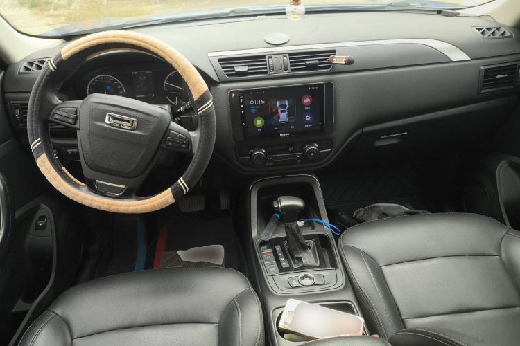 Used Qoros 5 2018 Revised Version 1.6T Automatic Leading Edition