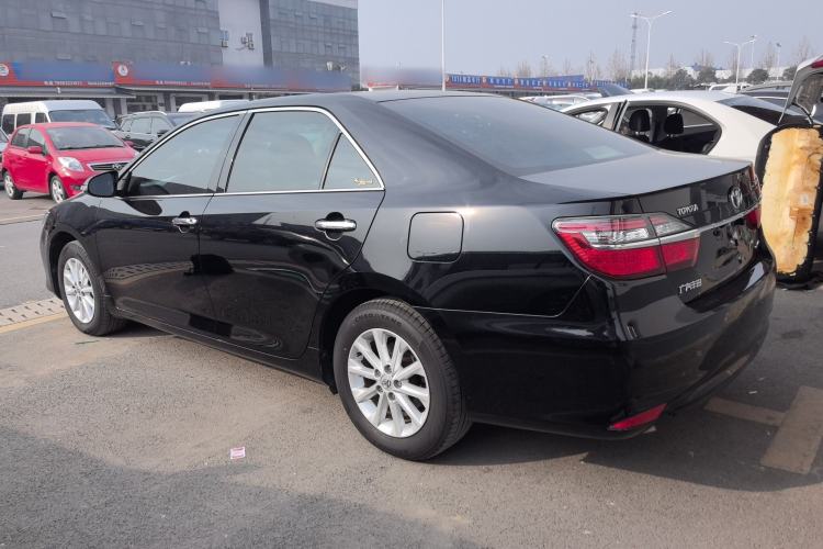 Used Toyota Camry 2015 2.0G Premier Edition